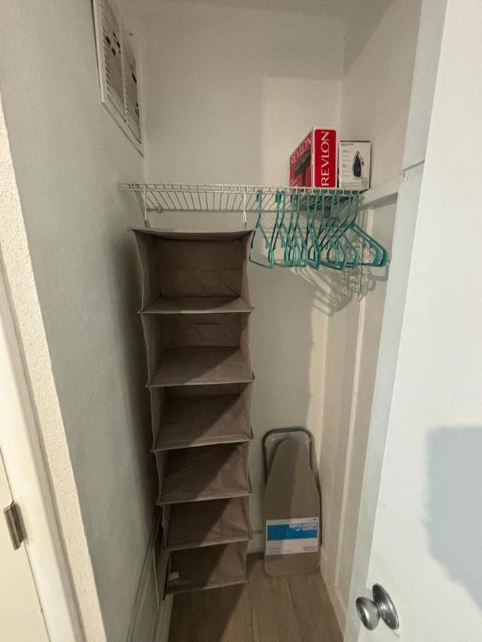 Nice 2 Twin Bedroom - Best Central Location In Miami - Luggage Storage, Parking And Laundry For Free!!!! Экстерьер фото